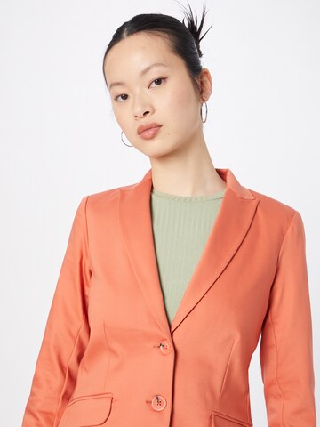 Blazer di Summum in rosso