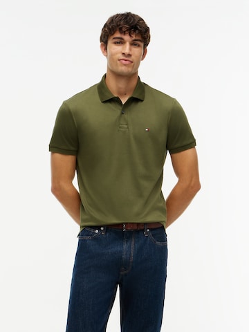 TOMMY HILFIGER Poloshirt in Grün: Vorderseite