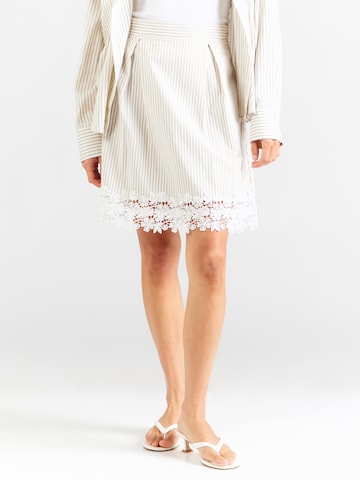 ABOUT YOU - Falda 'Elfi' en beige: frente