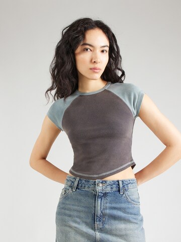 BDG Urban Outfitters Тениска в сиво: отпред