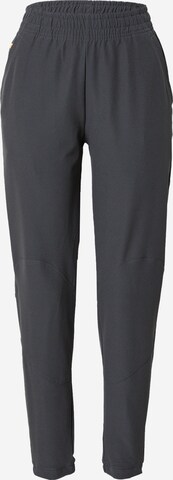 Regular Pantalon de sport 'Terrain' UNDER ARMOUR en gris : devant