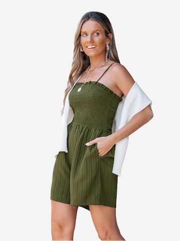 Cupshe Jumpsuit in Green: front