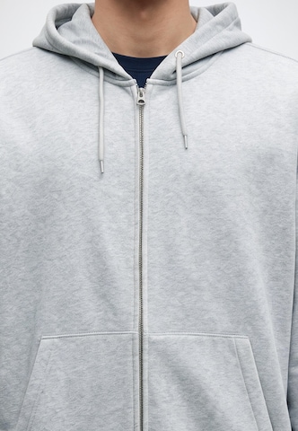 Veste de survêtement 'Norton' Vintage Industries en gris