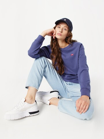 LEVI'S ® Sweatshirt 'Standard Crew' in Lila