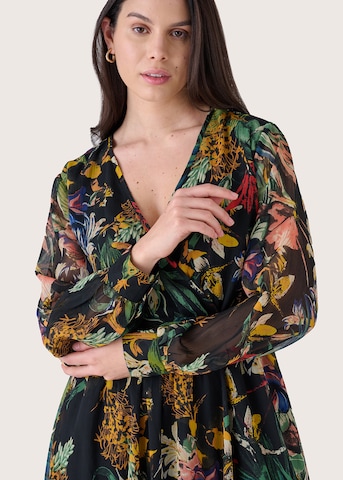 Robe 'ARTEA' Camomilla en noir