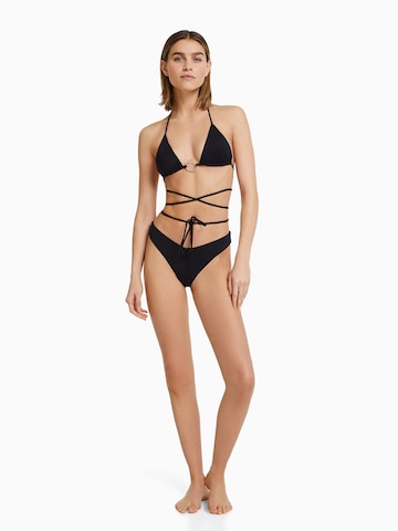 Bershka Trojuholníky Bikinový top - Čierna