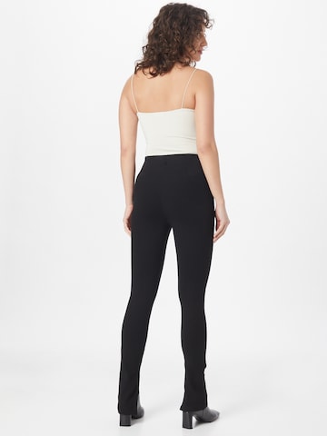 Slimfit Leggings 'TIA' di ONLY in nero