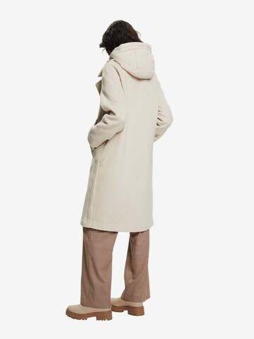 ESPRIT Winter Coat in Beige