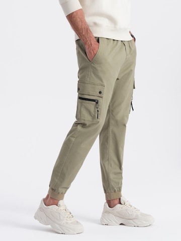 Regular Pantalon chino Ombre en vert