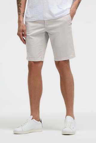 CMPD Regular Chino Pants in Grey: front