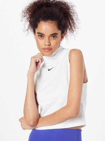 Top de la Nike Sportswear pe alb: față
