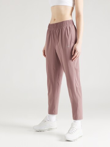 NIKE - Tapered Pantalón deportivo 'FAST' en lila: frente