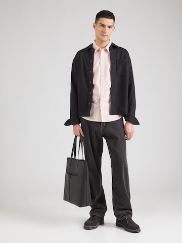 LEVI'S ® Slim fit Button Up Shirt 'BATTERY' in Pink