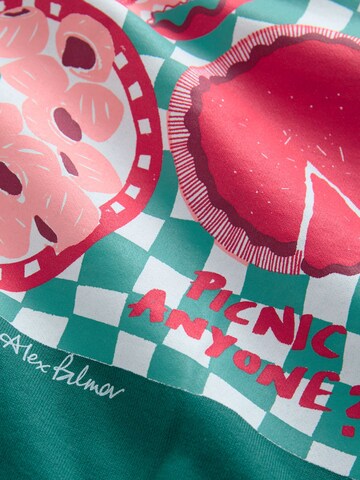 Next Majica 'Alex Palmer x Fun Picnic' | zelena barva