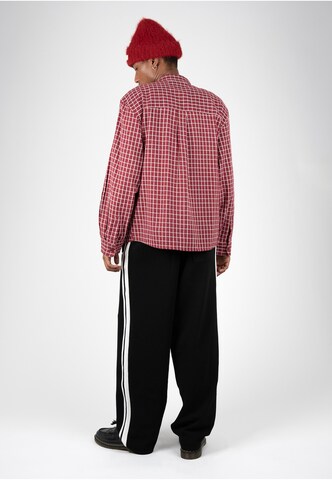 Regular Pantalon Prohibited en noir
