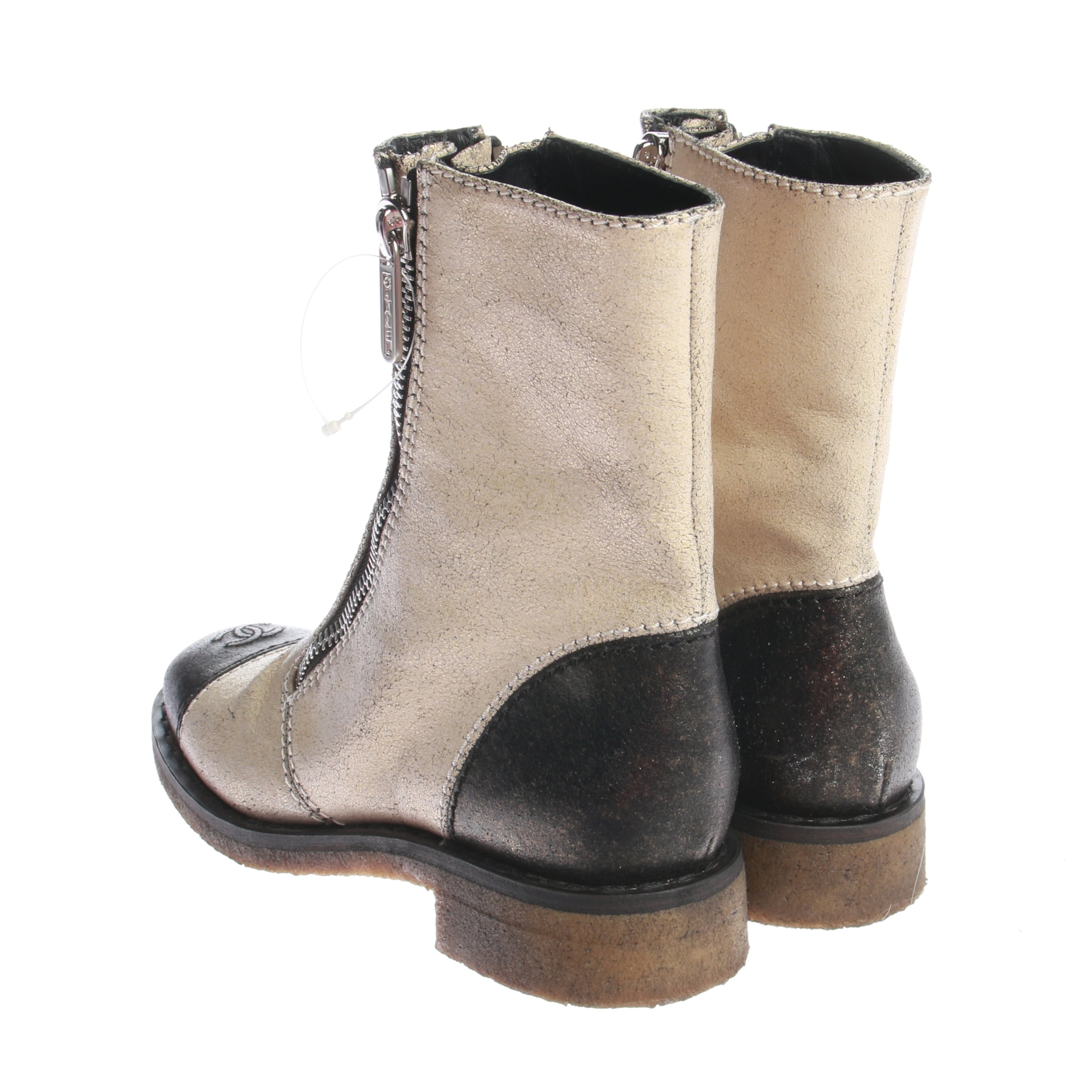 CHANEL Dress Boots in 39 in Black