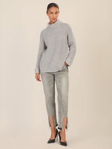 APART Pullover in Grau