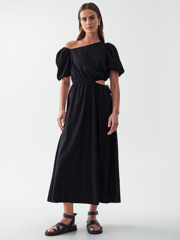 Robe 'HEDRA' Calli en noir : devant