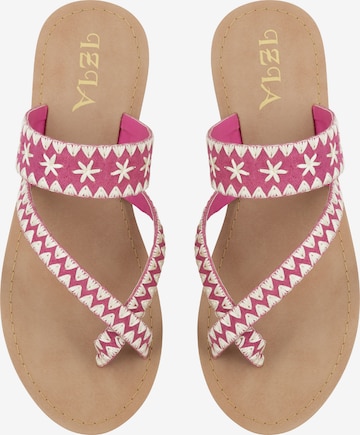 IZIA T-bar sandals in Pink