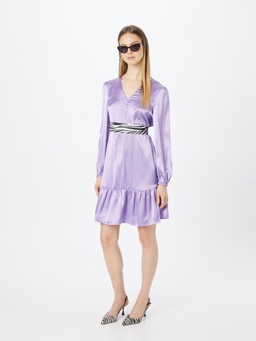 b.young - Vestido 'ONIA' em roxo