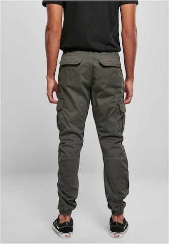 Urban Classics Tapered Cargo trousers in Grey