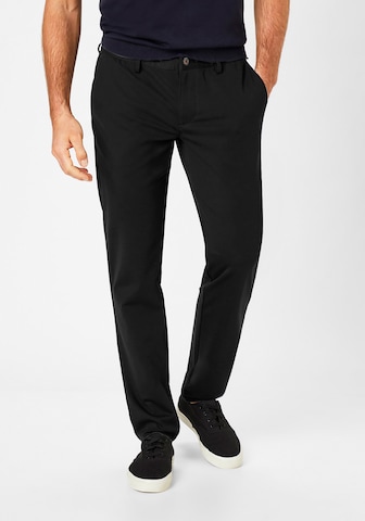 REDPOINT Regular Chino Pants in Black: front