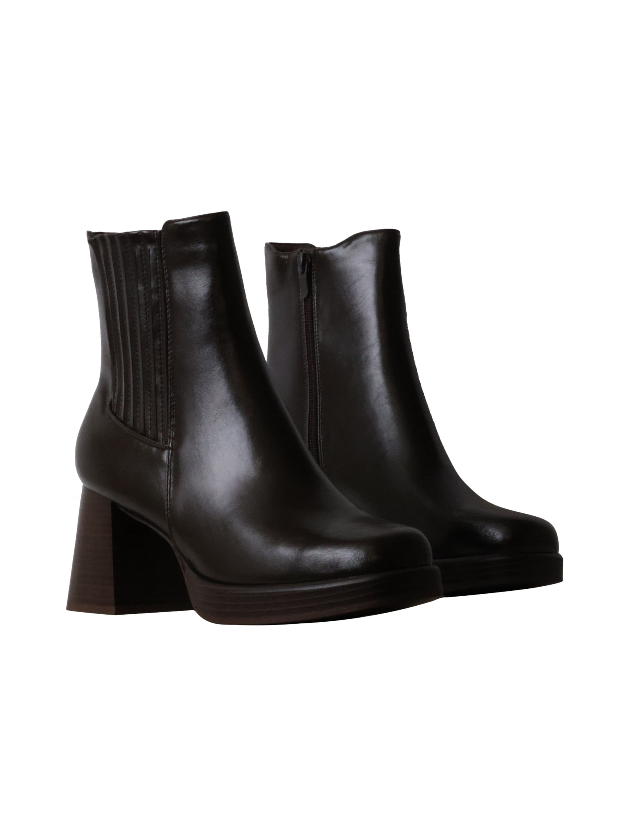 Ankle boots 'Stiefeletten mit Absatz' di Findlay in marrone
