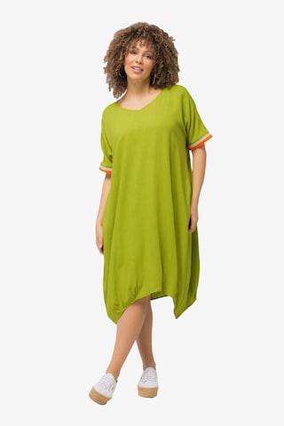 Ulla Popken Dress in Green: front