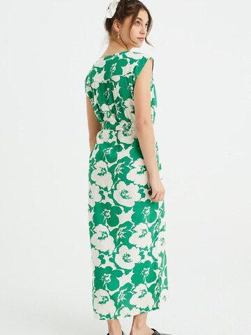 Robe WE Fashion en vert