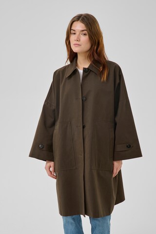 My Essential Wardrobe Between-seasons coat 'Lyon' in Brown: front