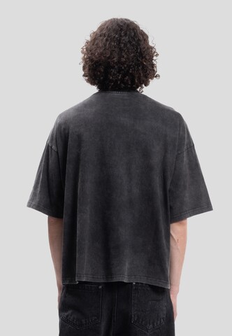 FAVELA T-Shirt in Schwarz