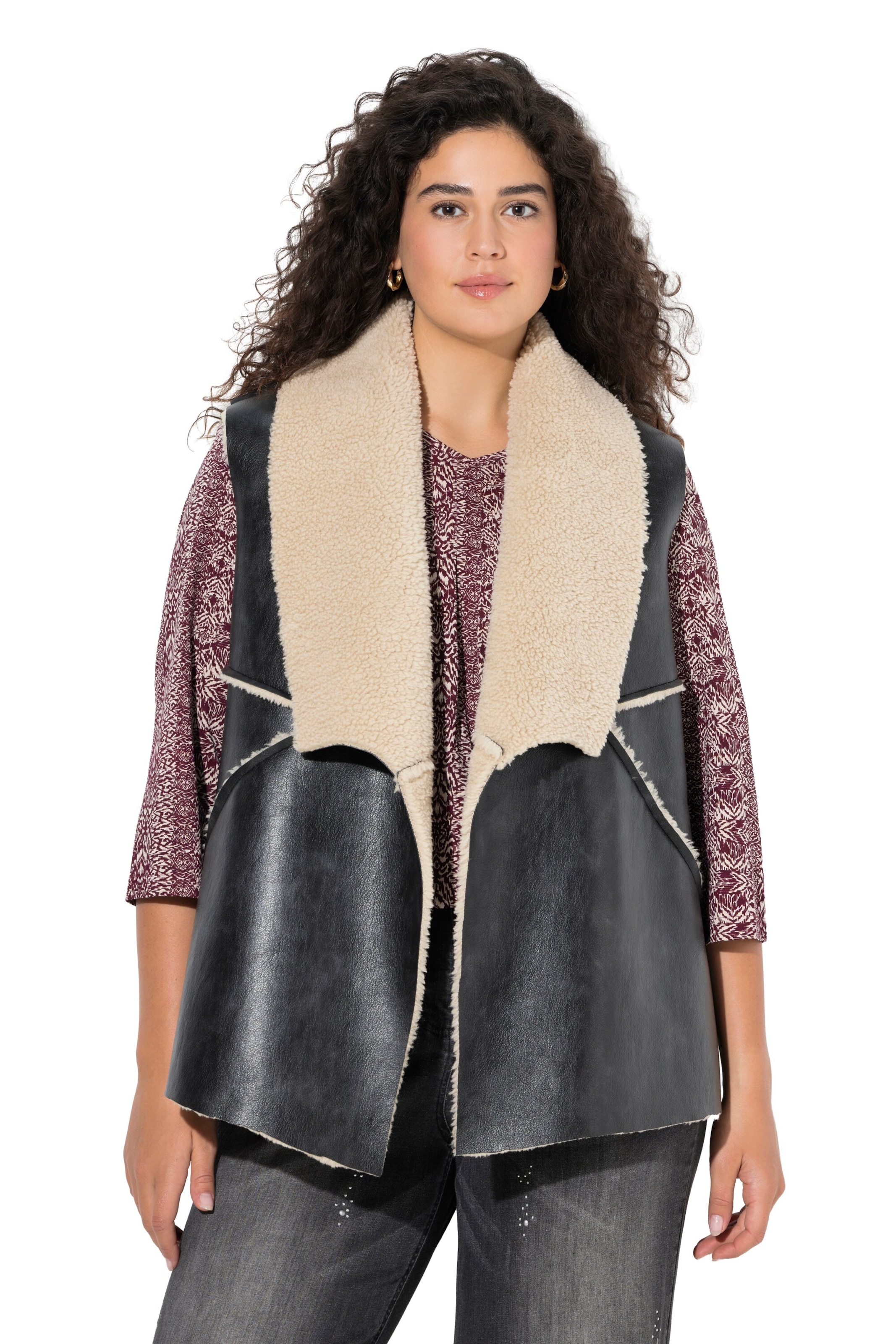 Ulla Popken Vest in Black: front