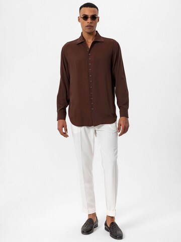 Antioch Comfort fit Overhemd in Bruin