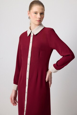 Robe-chemise Touche Prive en rouge