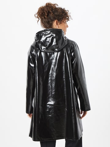 Stutterheim Between-Seasons Coat in Black