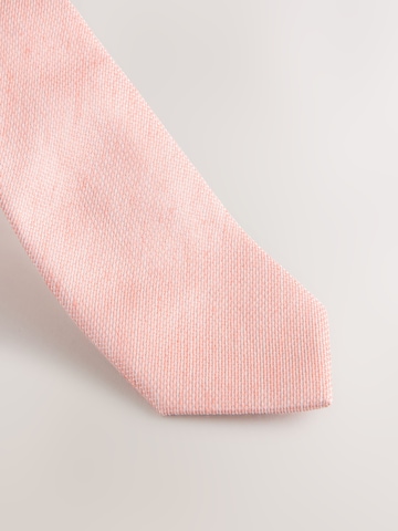 Next Set: Krawatte und Einstecktuch in Pink