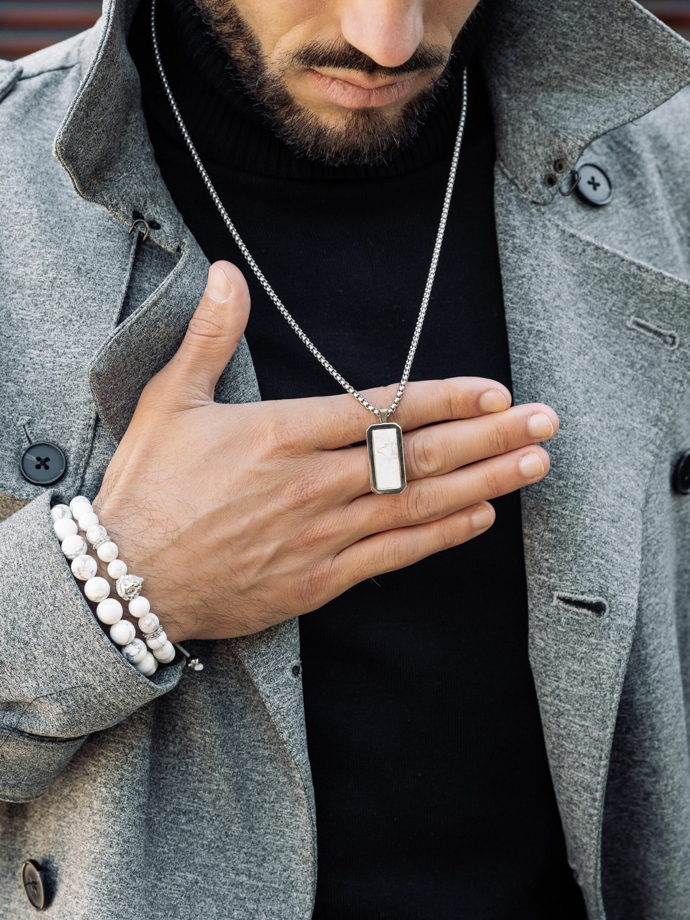 Chaîne 'Rectangle Pendant' GT Collection en blanc