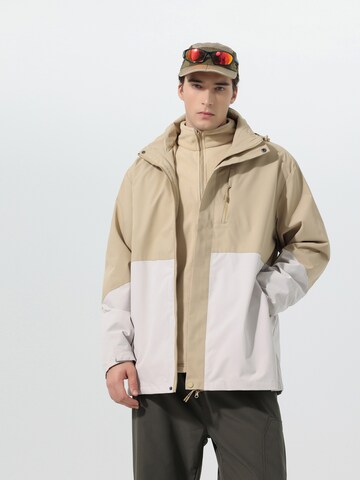 YOUTHUP Performance Jacket in Green: front