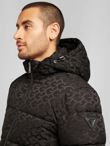 Geacă de iarnă de la GUESS pe negru