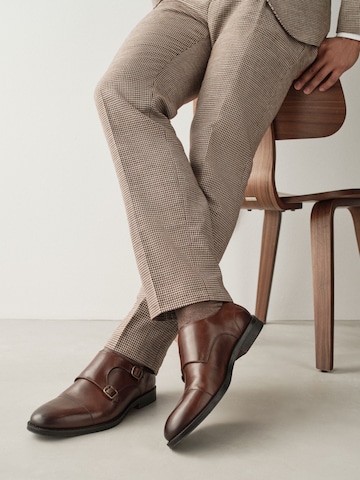 Chaussure à lacets Next en marron