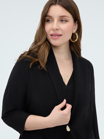 Fiorella Rubino Blazers in Zwart