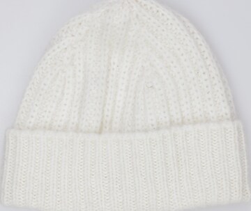 Closed Hat & Cap in One size in White: front