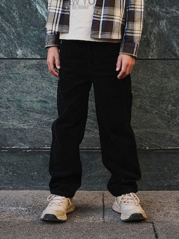regular Pantaloni di NAME IT in nero: frontale