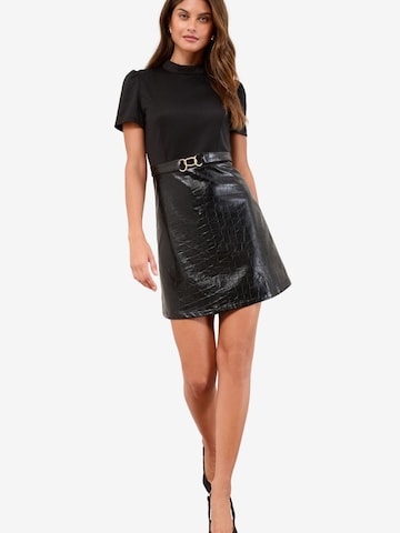 Lipsy Dress in Black: front
