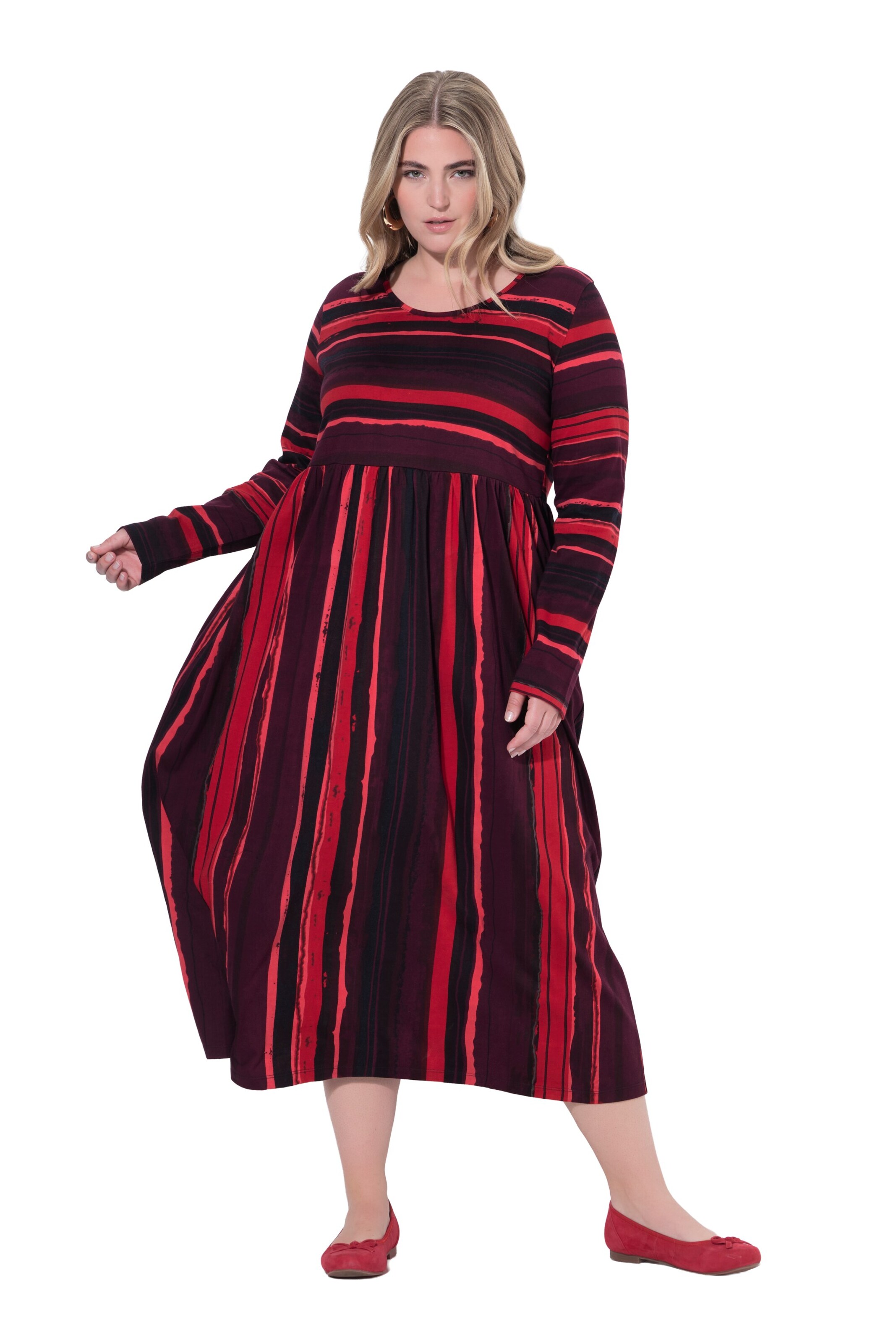 Robe Ulla Popken en rouge : devant