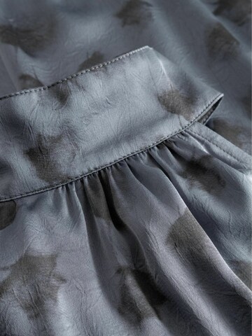 Rochie ' Lilith ' de la Noella pe albastru