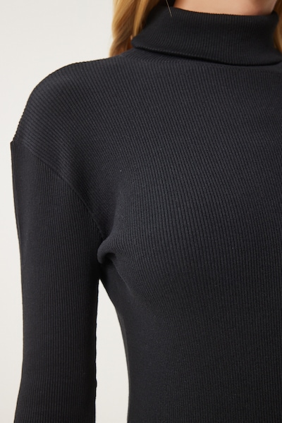Happiness İstanbul Shirt in S in schwarz, Produktansicht