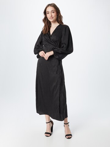 Robe GLAMOROUS en noir : devant