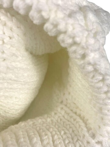 Kumixi Mütze 'Set: Mütze & Loop Schal.' in Weiß