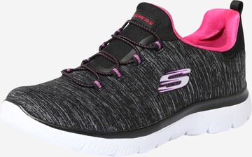 SKECHERS Matalavartiset tennarit 'SUMMITS QUICK GETAWAY' värissä musta: edessä